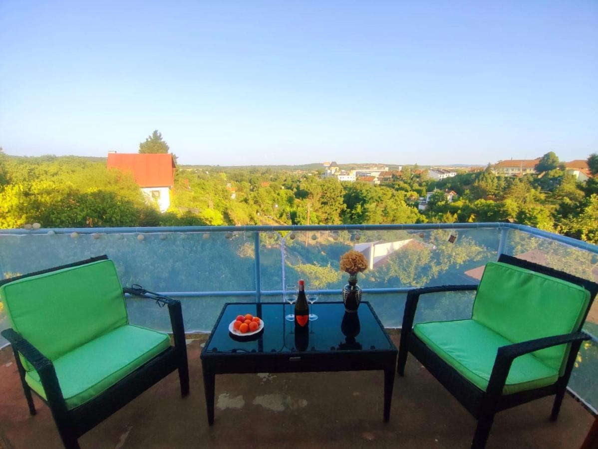 Wine House Znojmo Villa Exterior photo